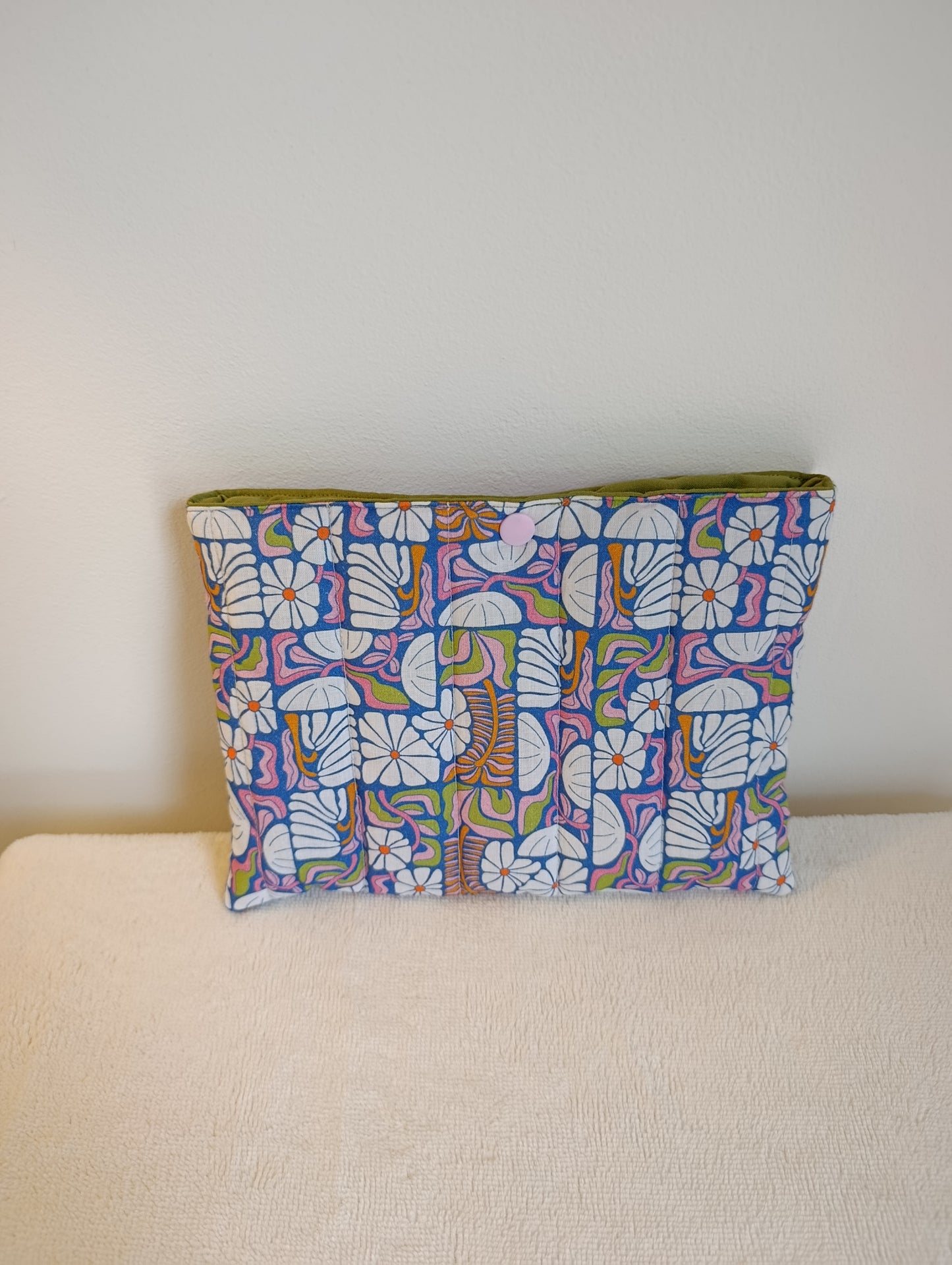 Pochette pour livre de poche matelassée