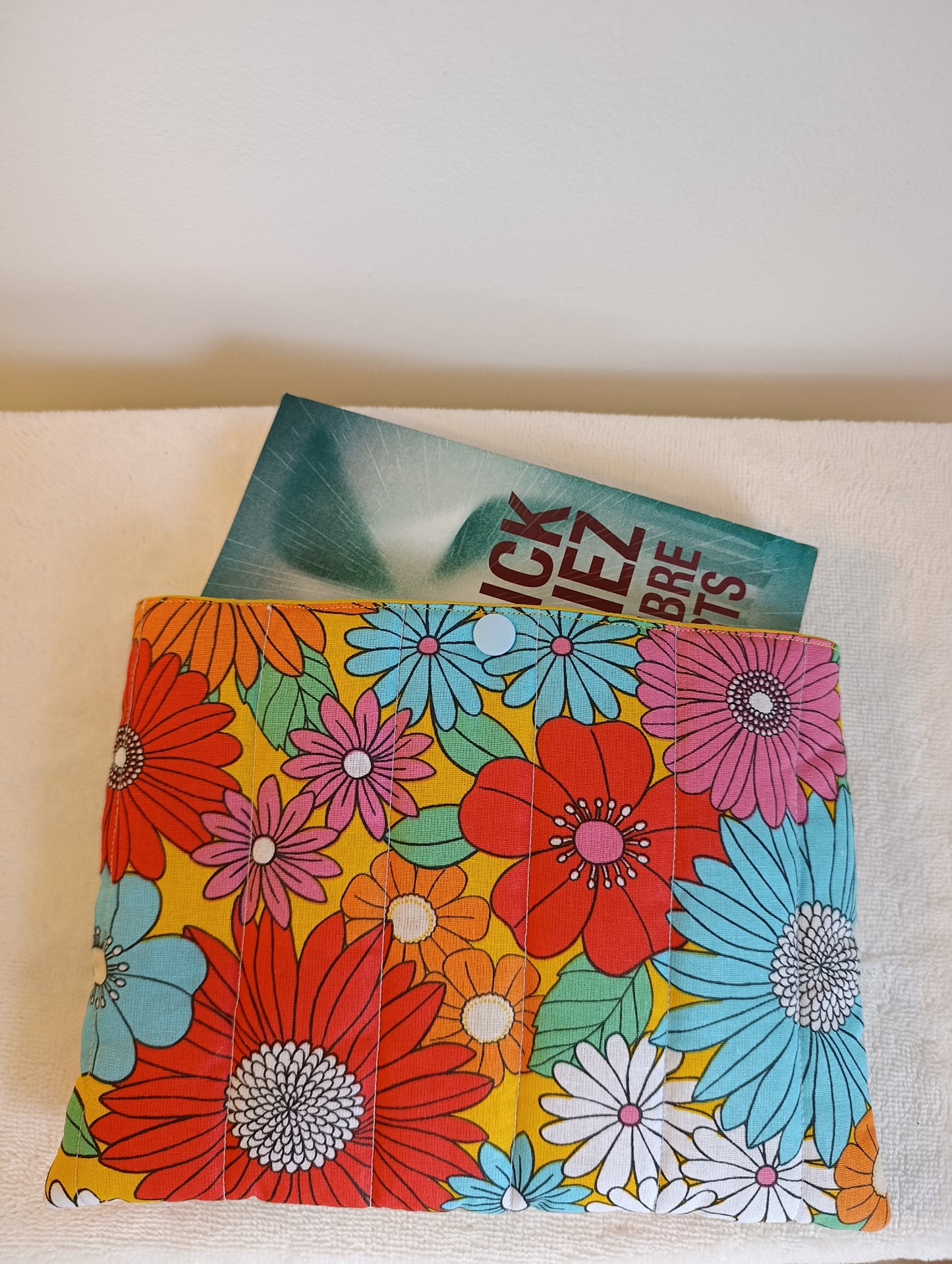 Pochette pour livre de poche matelassée